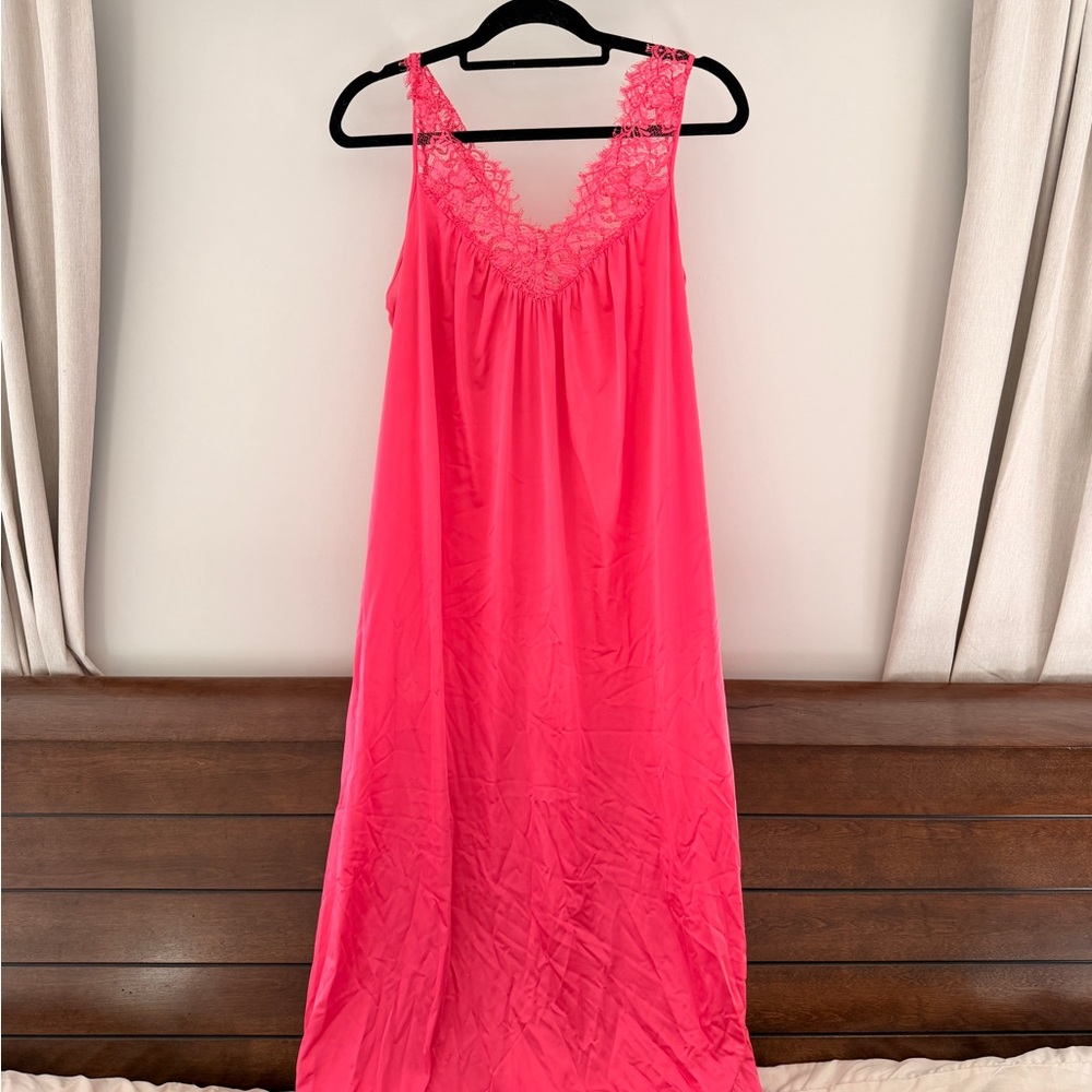 Miss Elaine Vibrant Pink Lace Chemise